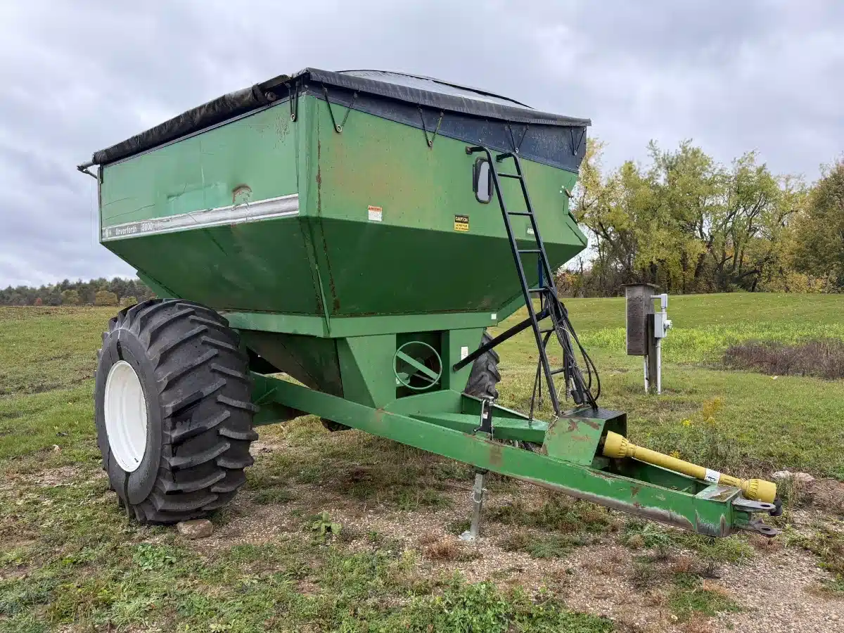 Gallery image 2 for Used Unverferth 5000 Grain Cart