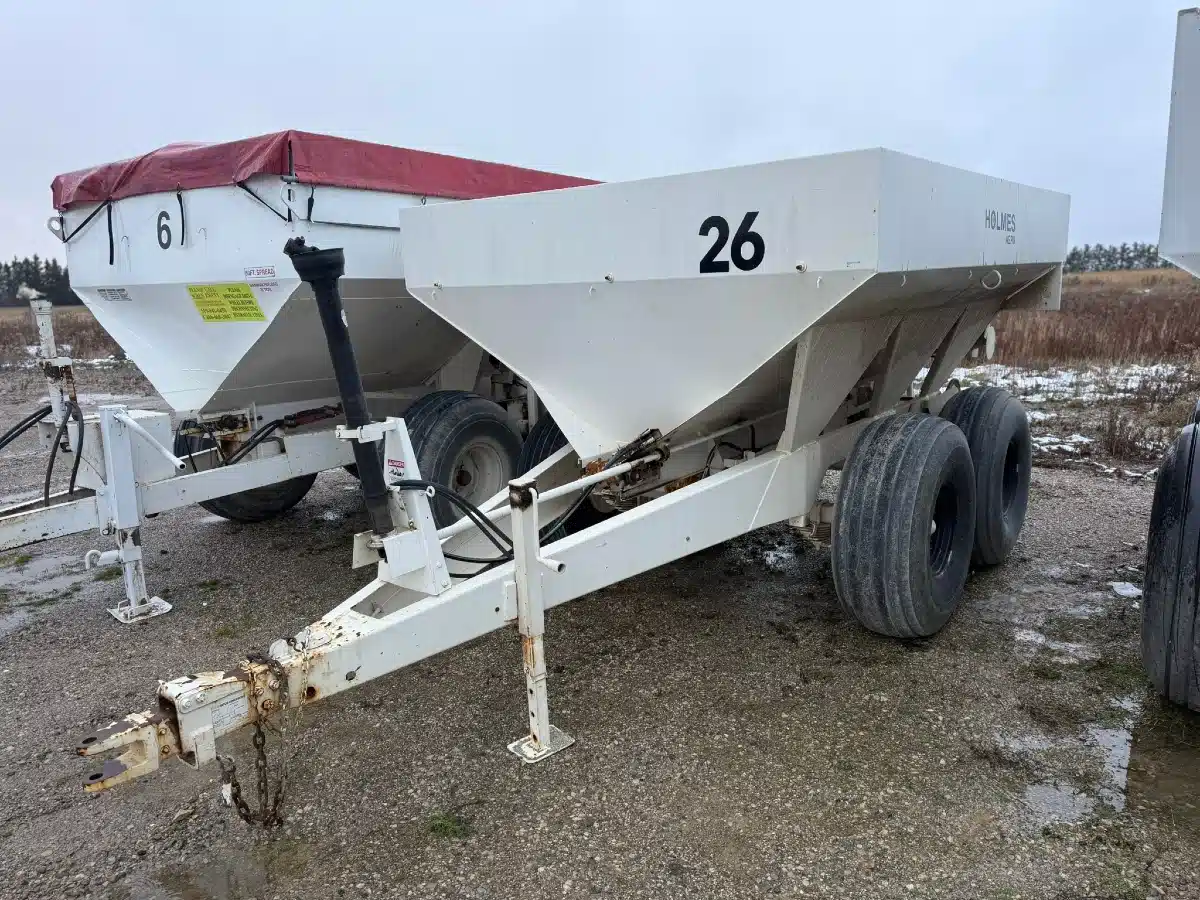 Used Willmar SUPER 600 Spreader - Fertilizer