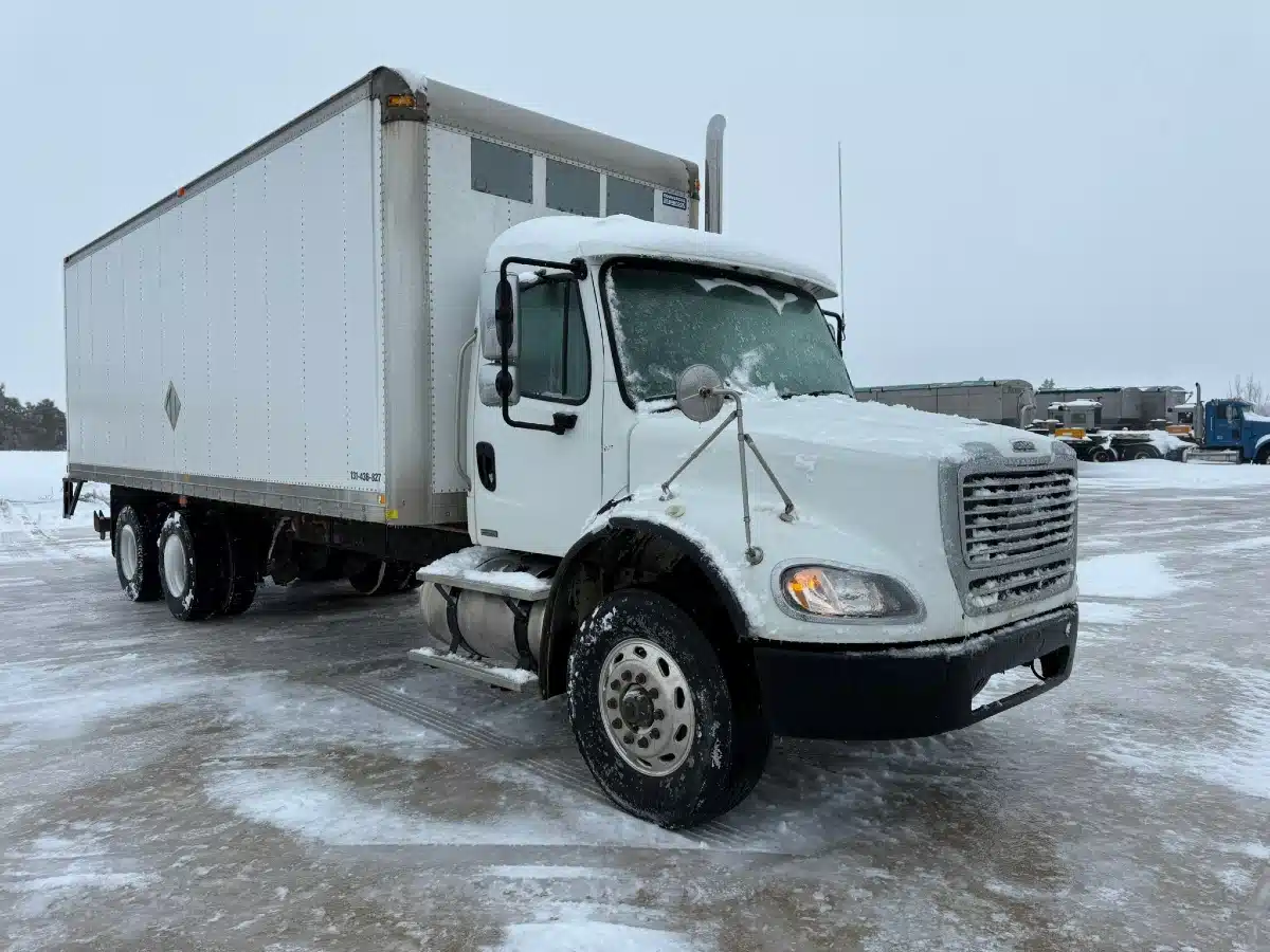 Gallery image 2 for 2007 Freightliner BUSINESS CLASS M2 112 Truck - Tow