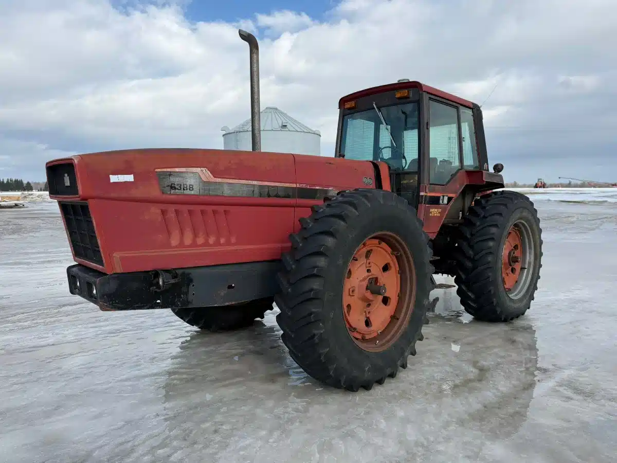1981 International Harvester 6388 Tractor