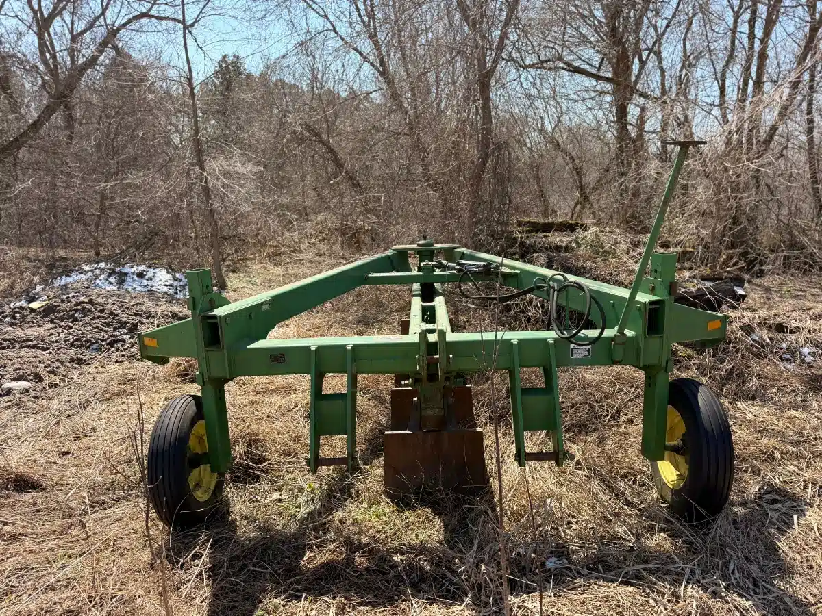 Photo de la Galerie 2 pour John Deere 995 Charrue
