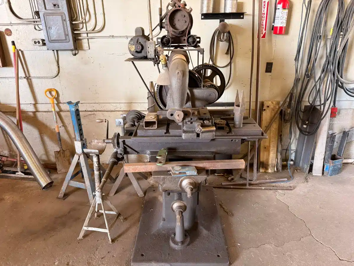 Photo de la Galerie 2 pour Shop Tools and Equipment Outils