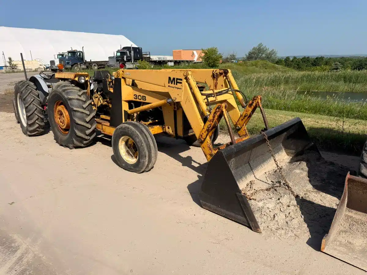 Gallery image 1 for 1980 Massey Ferguson 30B Tractor Loader
