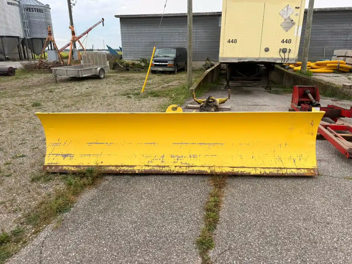 Photo de la Galerie 2 pour Degelman 12' 4-Way Angle Lame