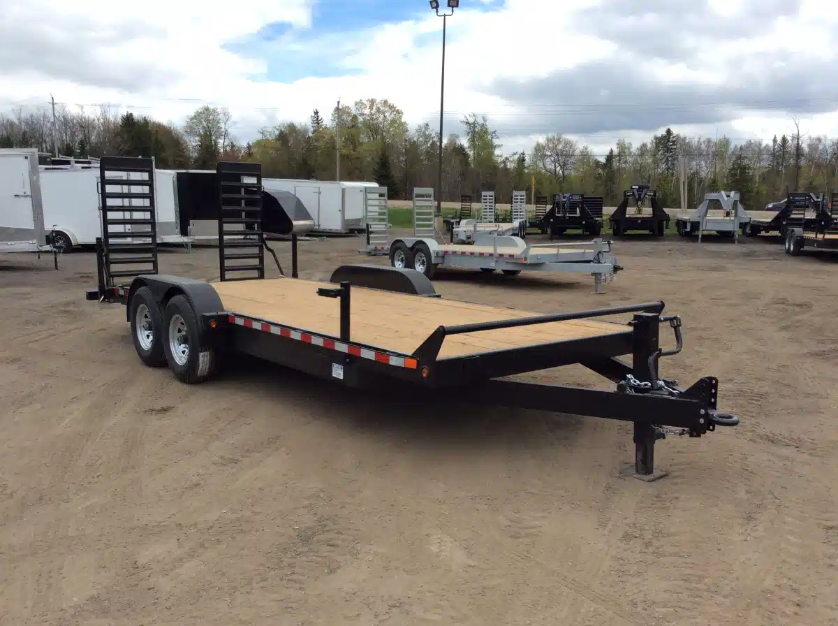 Photo de la Galerie 1 pour 2027 Canada Trailers 82X20 7 TON remorque - step deck