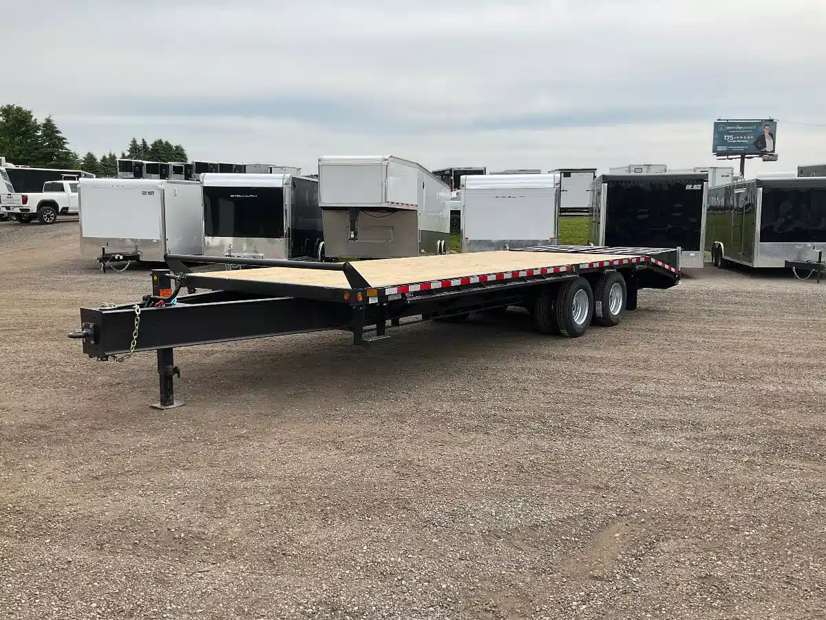 Photo de la Galerie 1 pour 2027 Canada Trailers 8.5x25 12 Ton Deckover Equipment Remorque - Plateforme