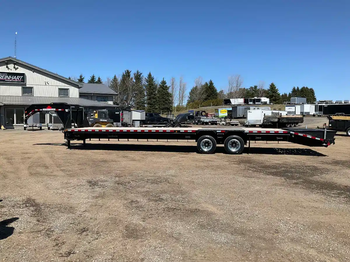 Gallery image 2 for New 2025 Canada Trailers 8.5X35 15 TON GOOSENECK Trailer - Flat Deck