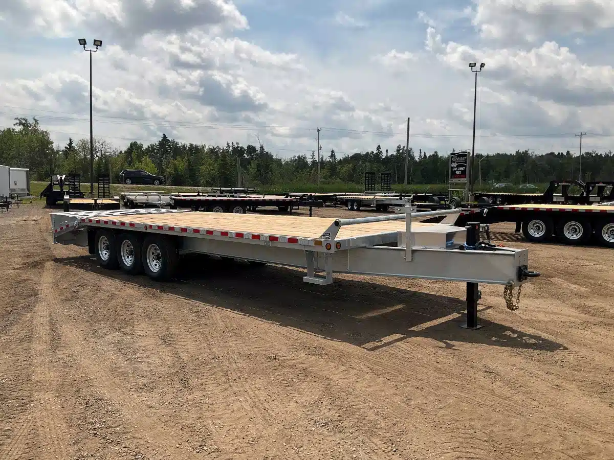 Gallery image 1 for New 2026 Canada Trailers 8.5X25 10.5 TON GALVANIZED DECKOVER Trailer - Flat Deck