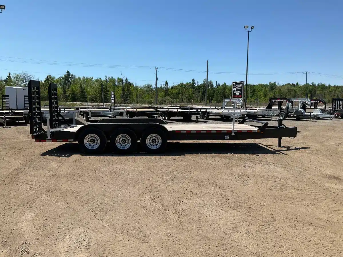 Photo de la Galerie 2 pour 2026 Canada Trailers 82x22 10.5 Ton Equipment remorque - step deck