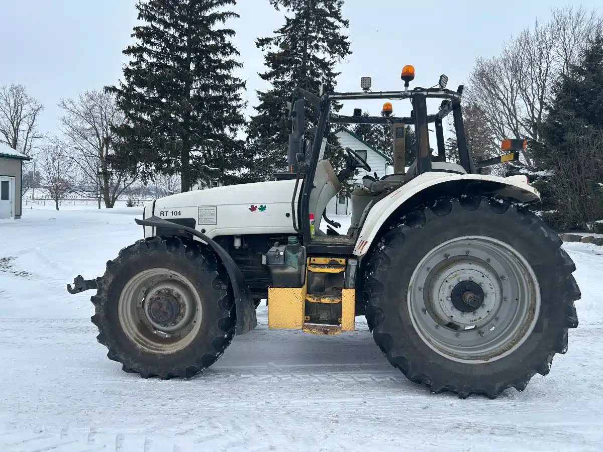 Gallery image 2 for Agco RT100 Tractor