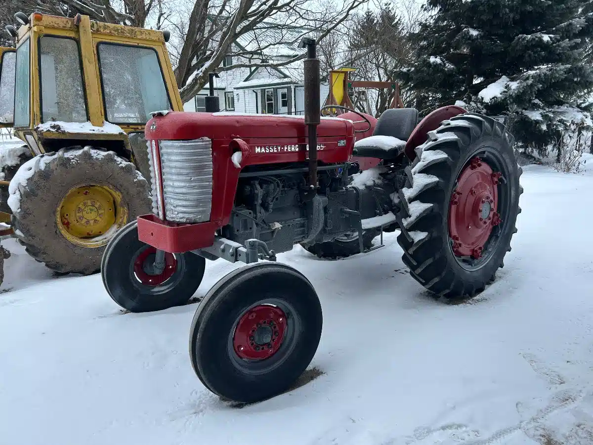 Gallery image 1 for Massey Ferguson 65 Tractor