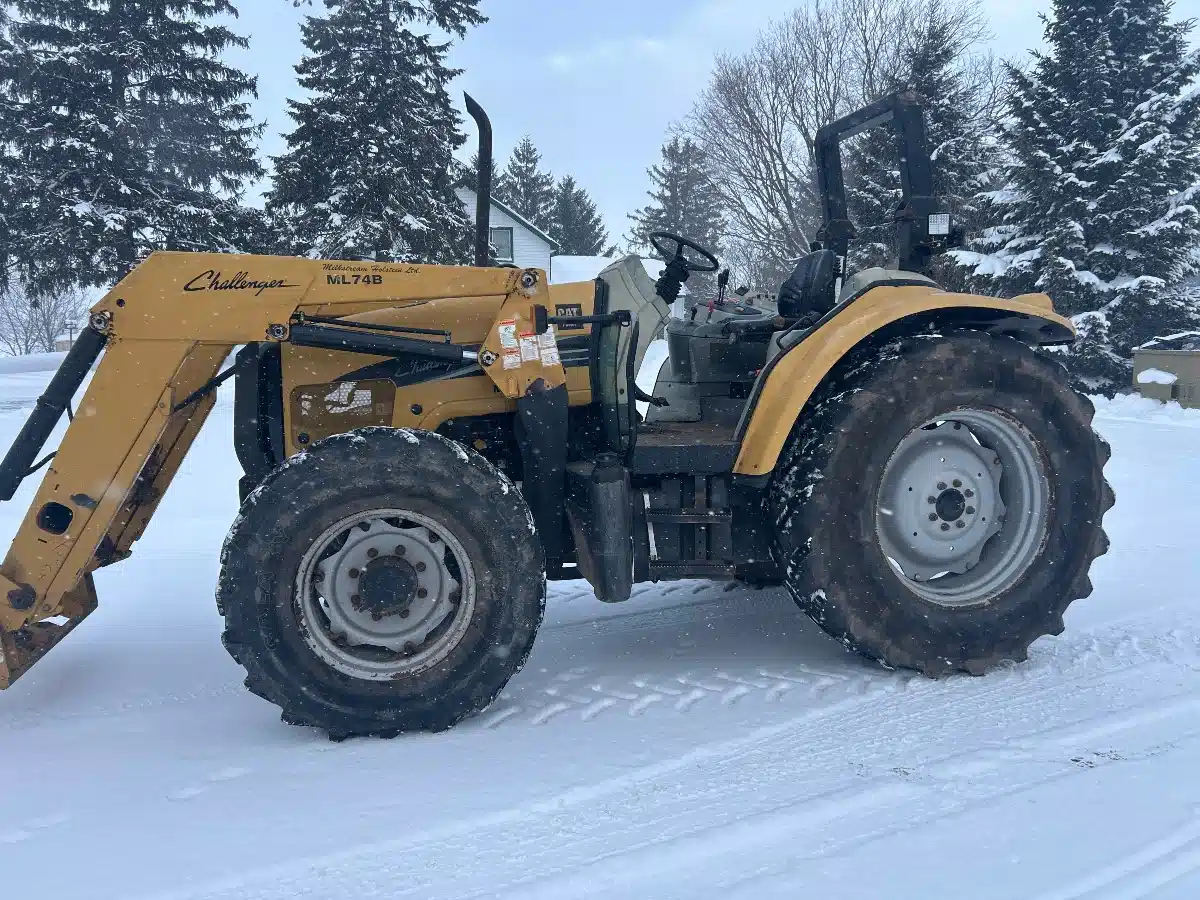 Gallery image 2 for Challenger MT455B Tractor