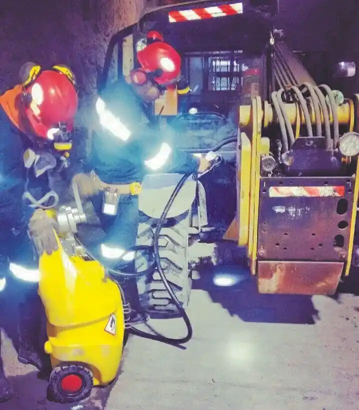 Gallery image 2 for New Emiliana Serbatoi Emilcaddy DIESEL 55 L / 14 gal - Fuel Tank