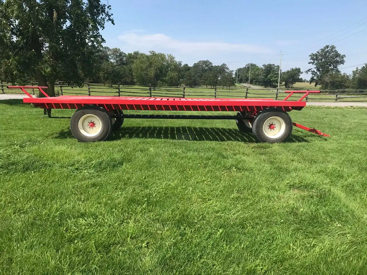 Gallery image 1 for New 2025 Gerber 24FT Bale Wagon