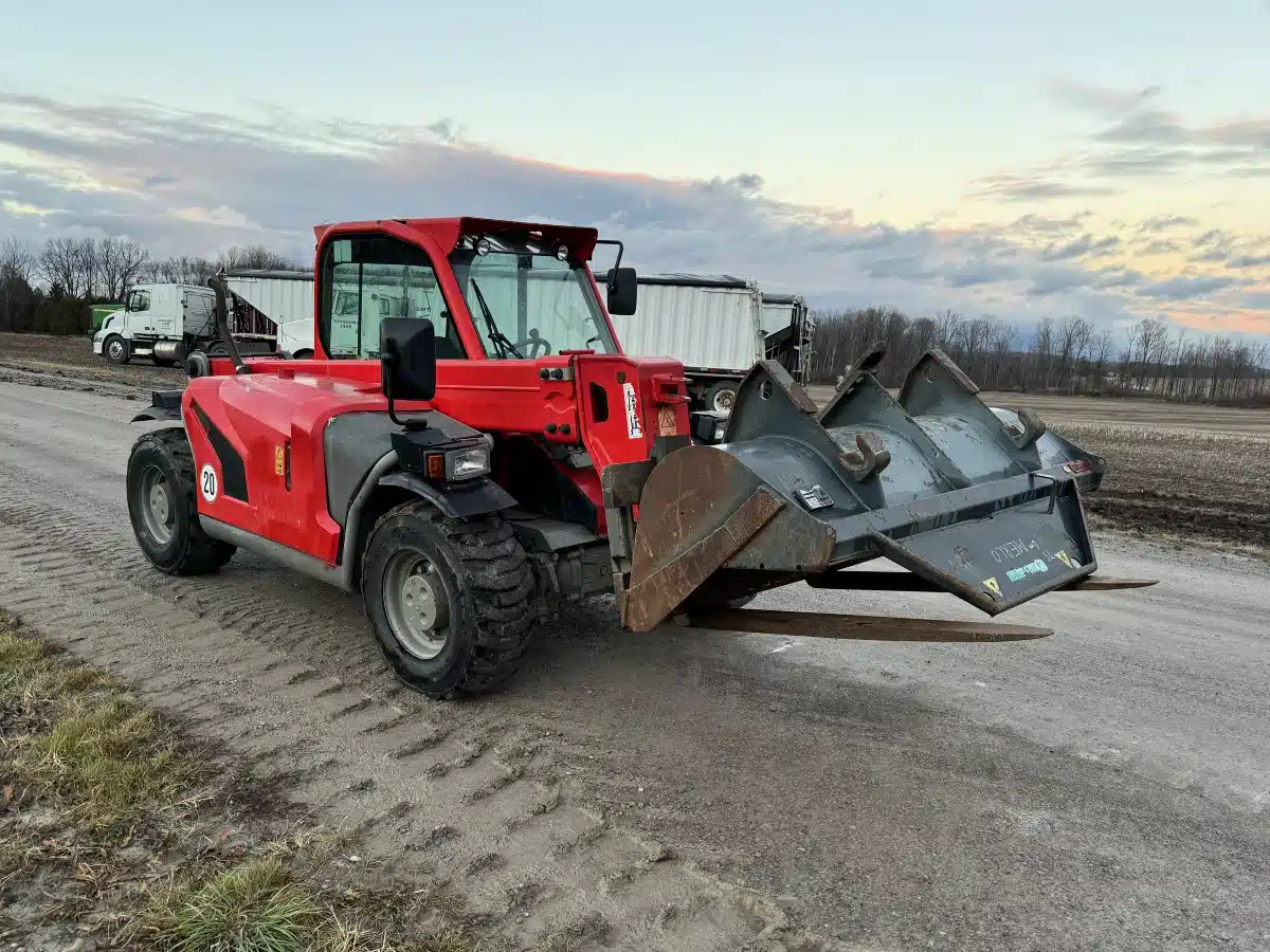 Photo de la Galerie 1 pour 2012 Merlo P25.6 Chargeur télescopique