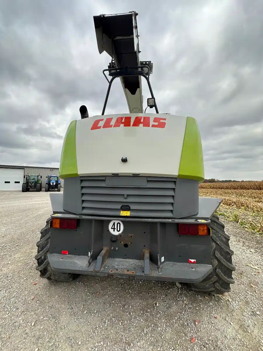 Photo de la Galerie 2 pour 2006 CLAAS JAGUAR 850 Fourragère