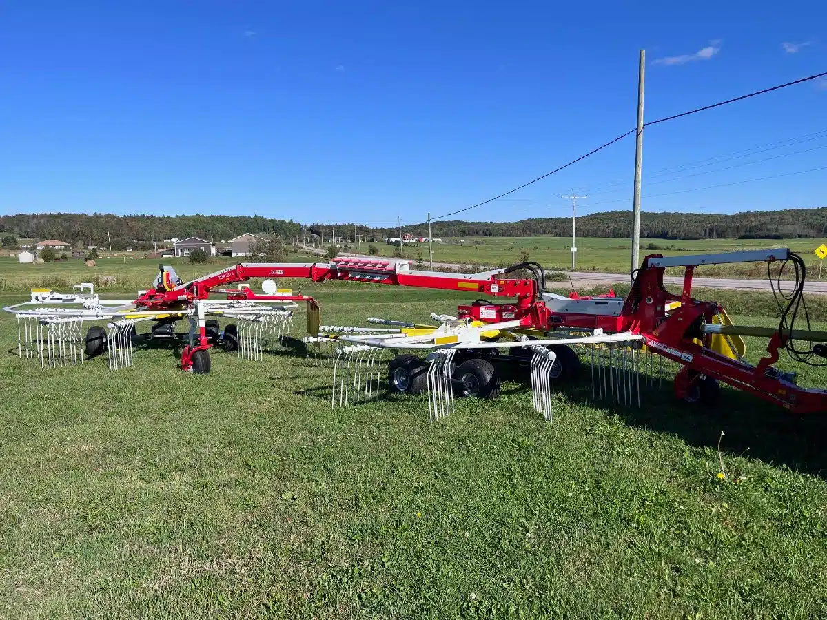 Gallery image 1 for New Pottinger TOP 782 A Rake