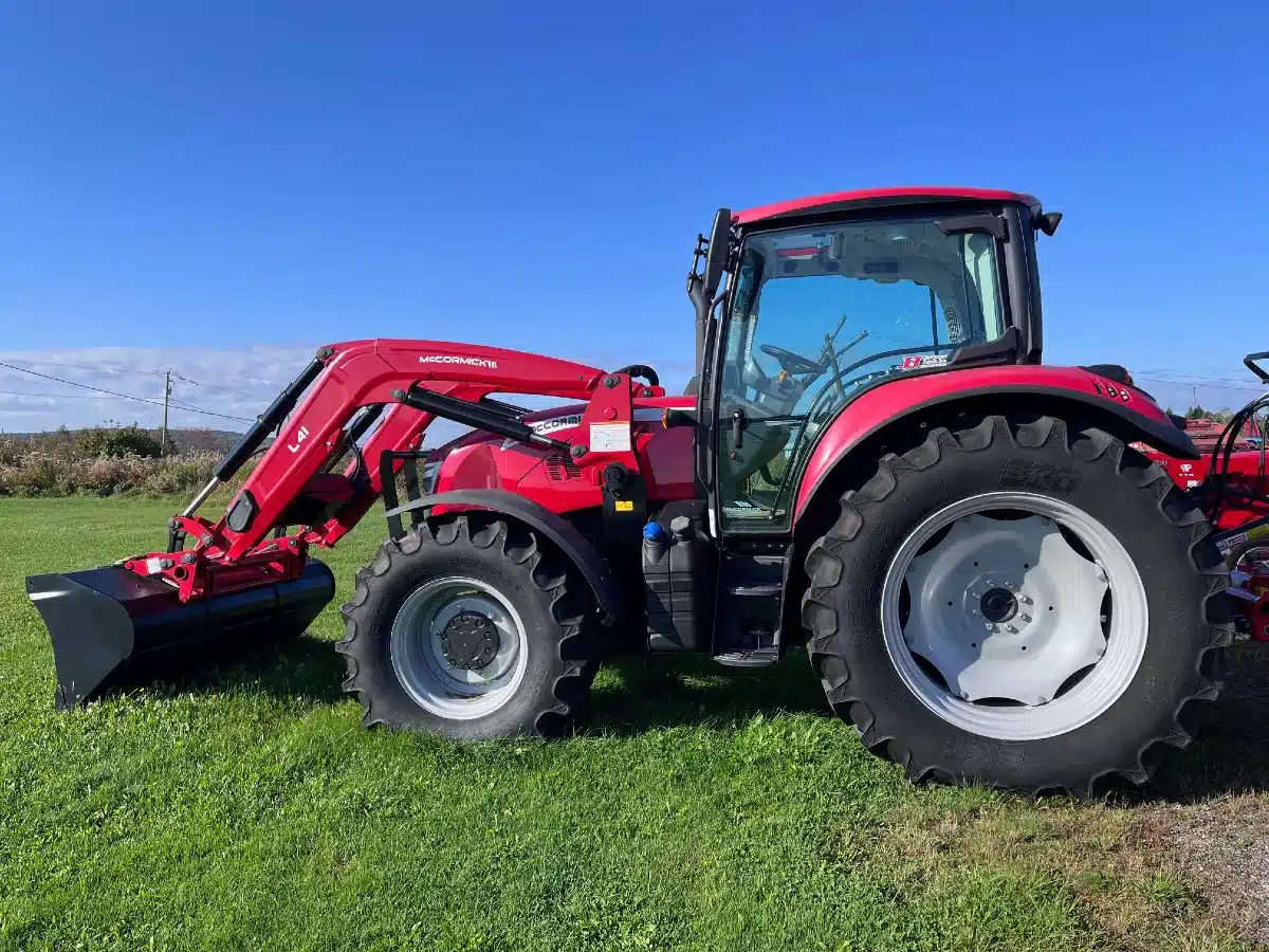 Gallery image 1 for New McCormick X6.35 Tractor