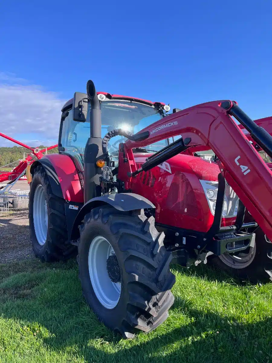 Gallery image 2 for New McCormick X6.35 Tractor
