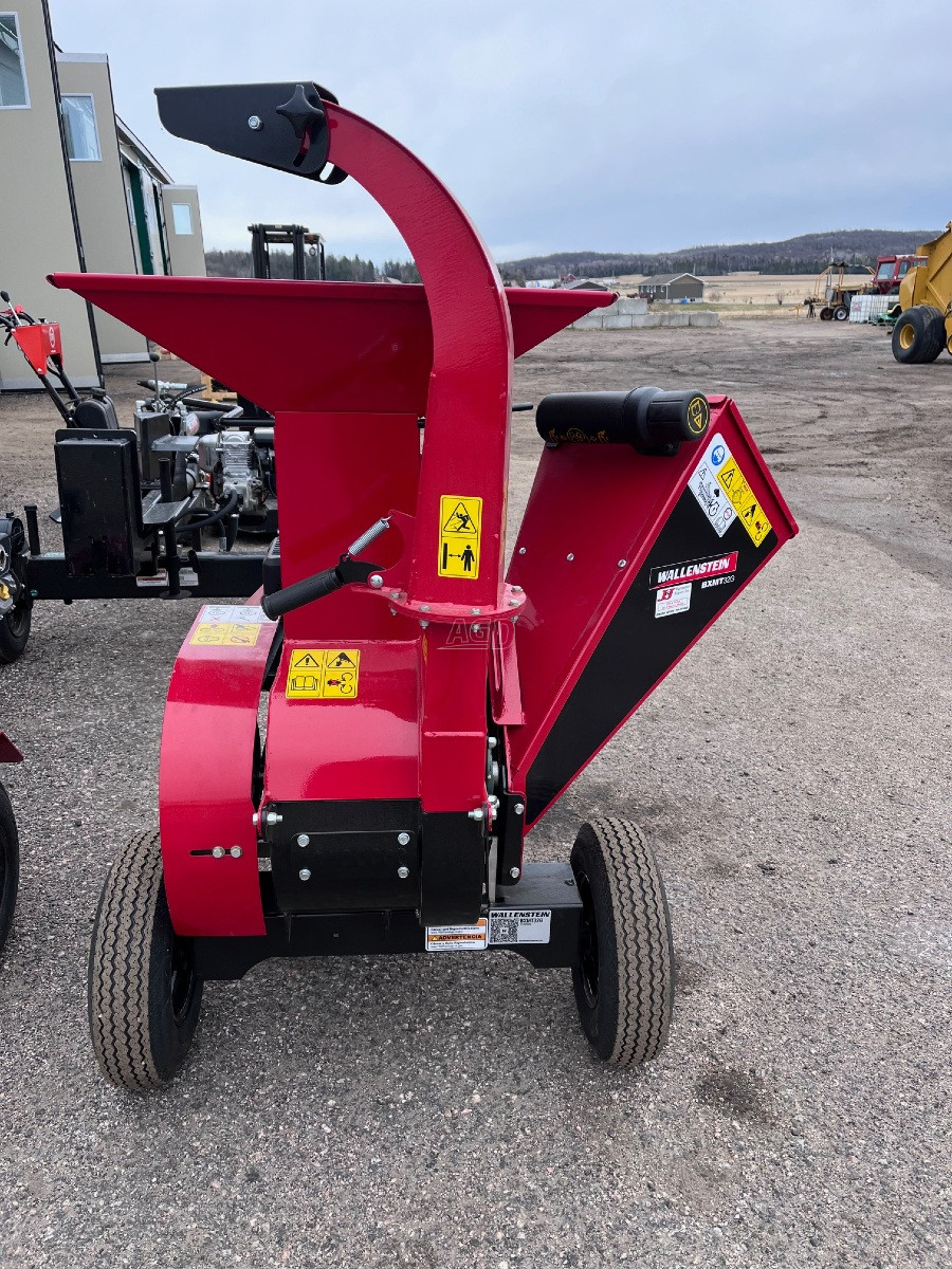 Gallery image 2 for New Wallenstein BXMT32G Wood Chipper