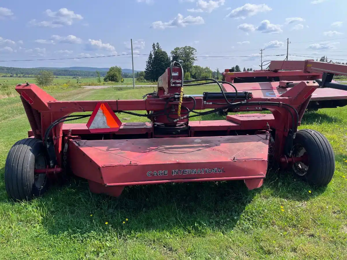 Gallery image 2 for Used Case IH 8312 Disc Mower Conditioner