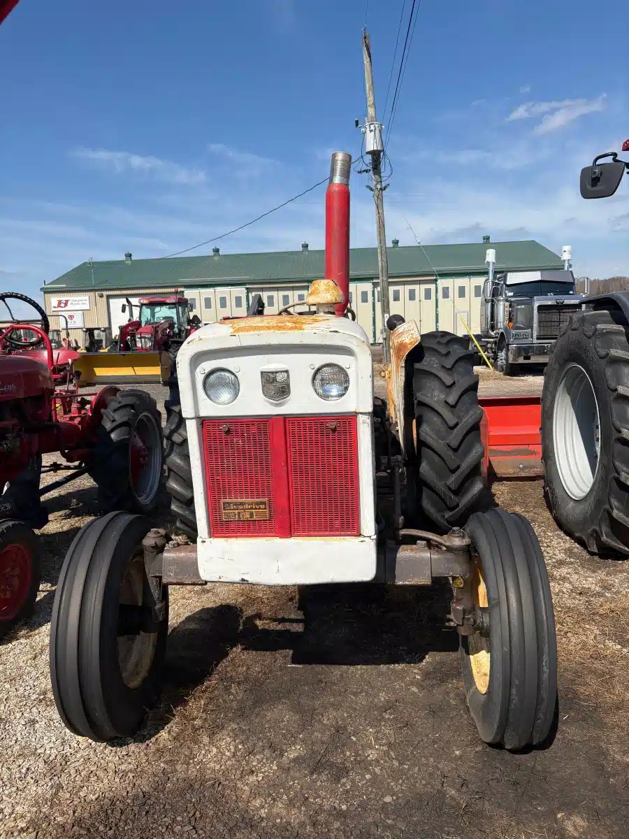 Gallery image 2 for Used David Brown 880 Tractor