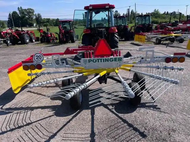 Gallery image 1 for New 2025 Pottinger TOP 422 A Rake