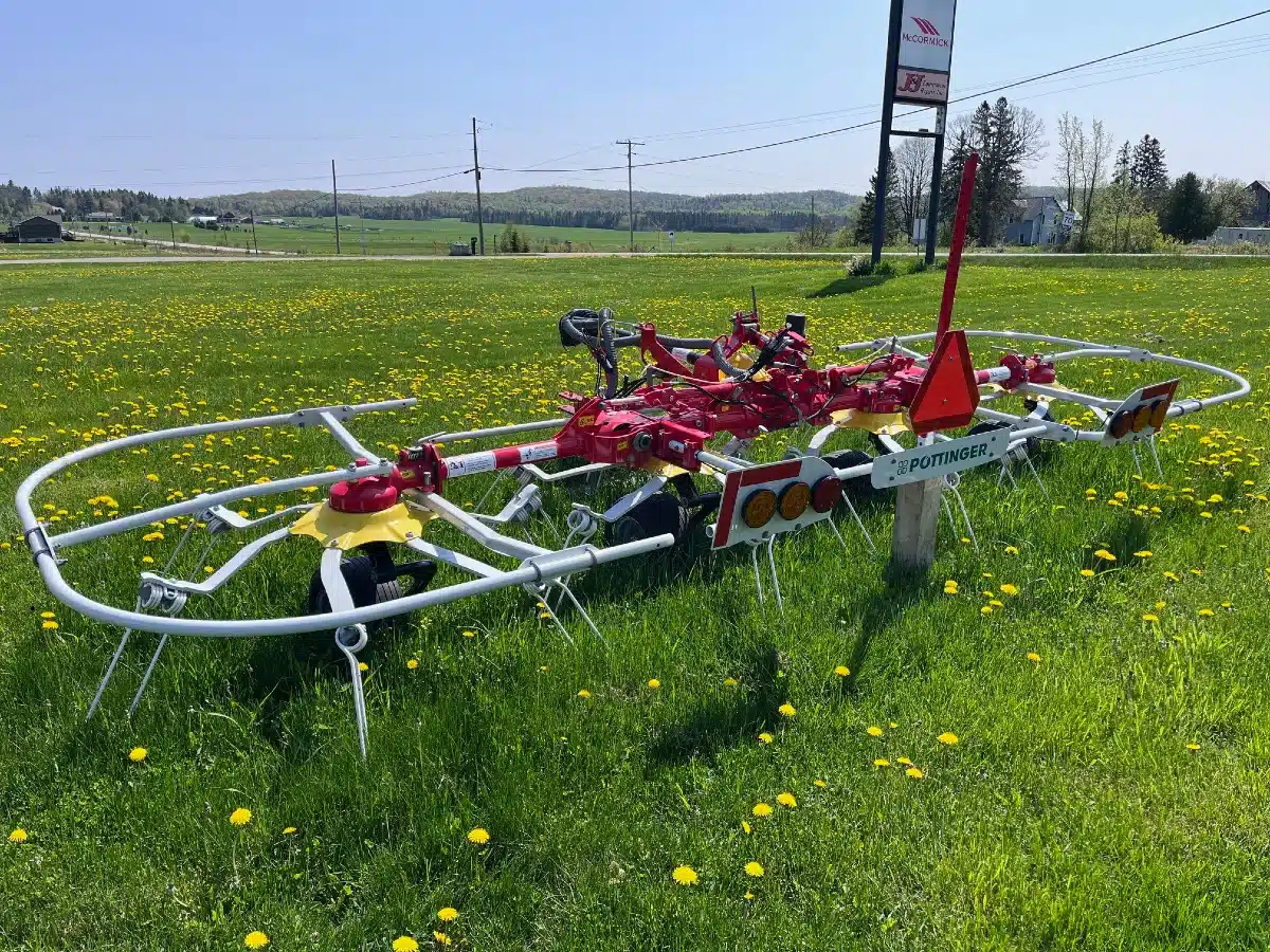 Gallery image 1 for New 2025 Pottinger HIT 4.54 T Tedder