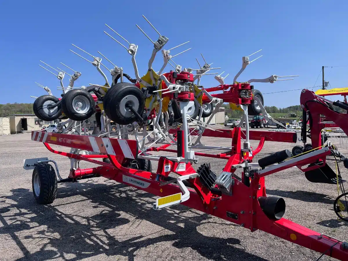 Gallery image 1 for New 2025 Pottinger HIT HT 11100 Tedder