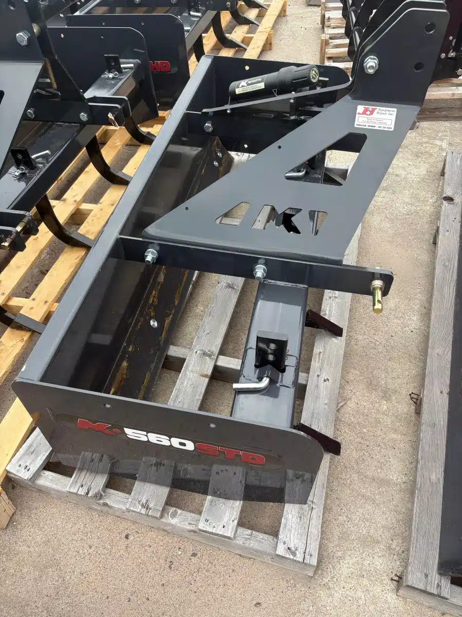 Gallery image 2 for New 2025 MK Martin 560 STD Box Scraper