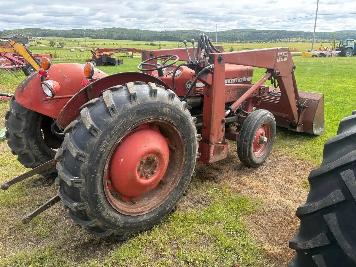 Gallery image 2 for Used 1972 Massey Ferguson 135 Tractor