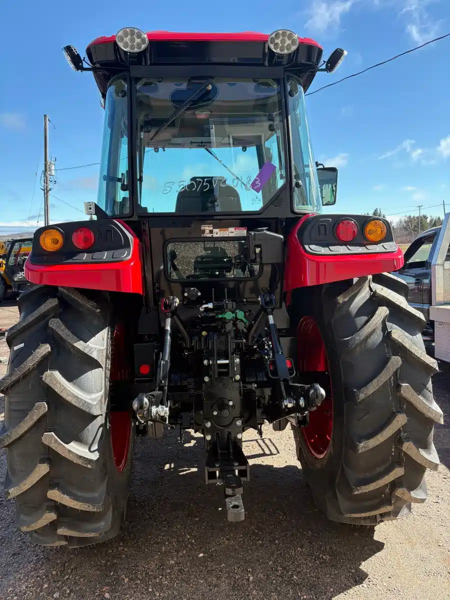 Photo de la Galerie 2 pour 2026 TYM T5075 Tracteur
