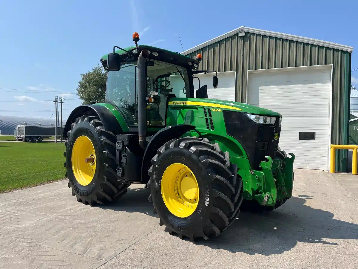 Gallery image 1 for Used 2014 John Deere 7290R Tractor