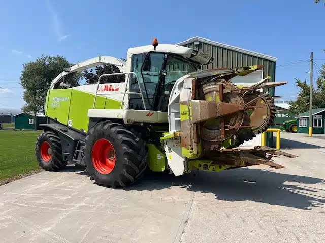 Gallery image 1 for Used 2005 CLAAS Jaguar 830 Forage Harvester