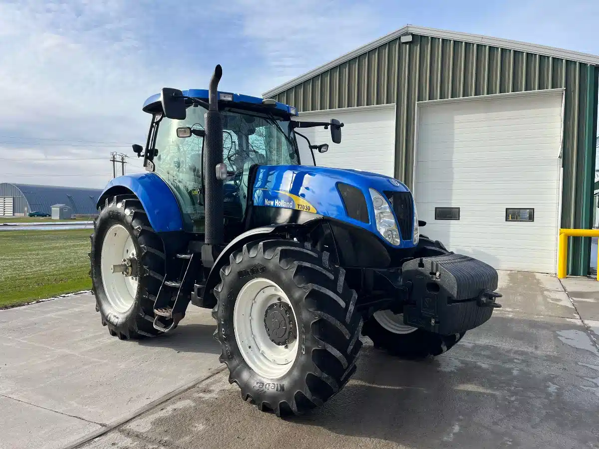 Gallery image 2 for Used 2008 New Holland T7030 Tractor