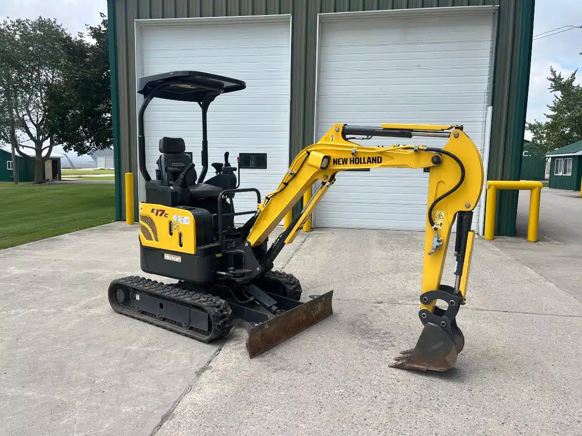 Gallery image 1 for 2021 New Holland E17C Excavator