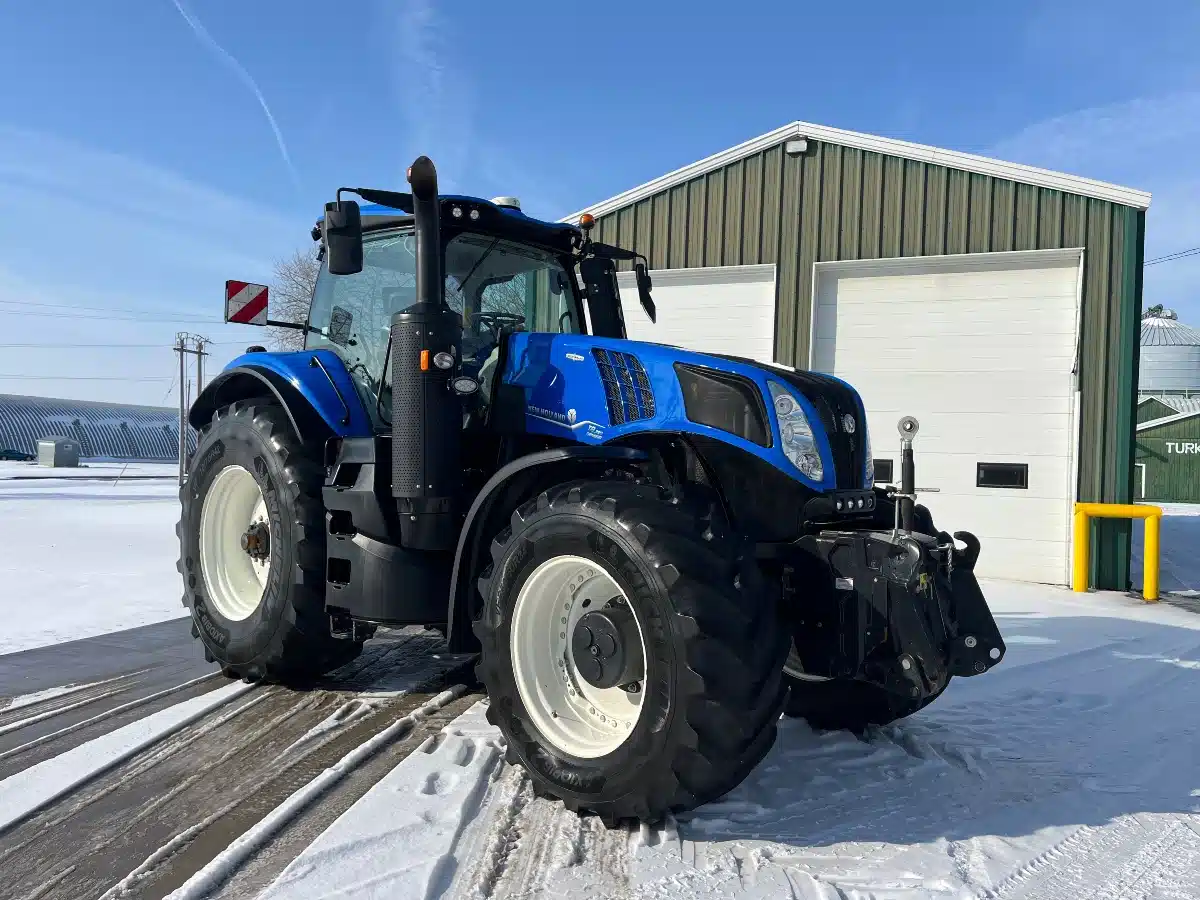 Gallery image 2 for 2021 New Holland T8.350 Tractor