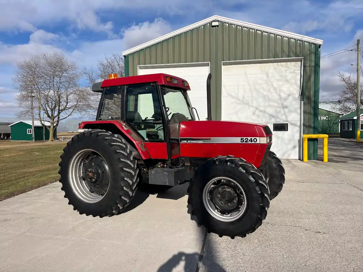 Gallery image 1 for 1992 Case IH 5240 Tractor