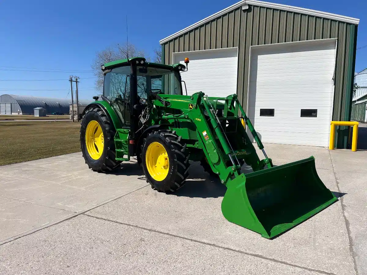 Gallery image 2 for 2013 John Deere 6105R Tractor