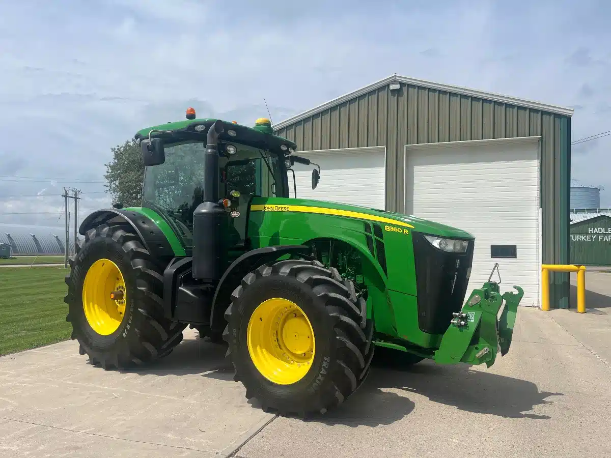 Gallery image 2 for 2013 John Deere 8360R Tractor