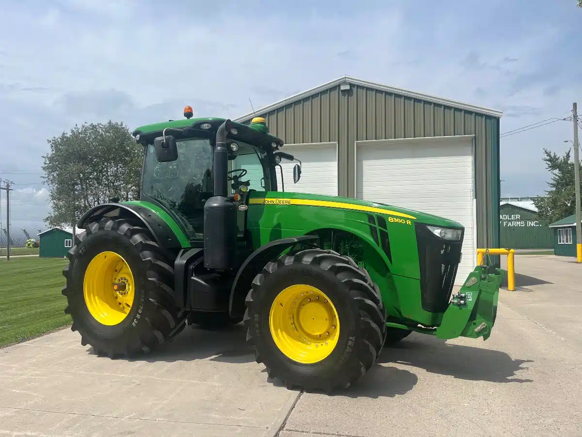 Gallery image 1 for 2013 John Deere 8360R Tractor