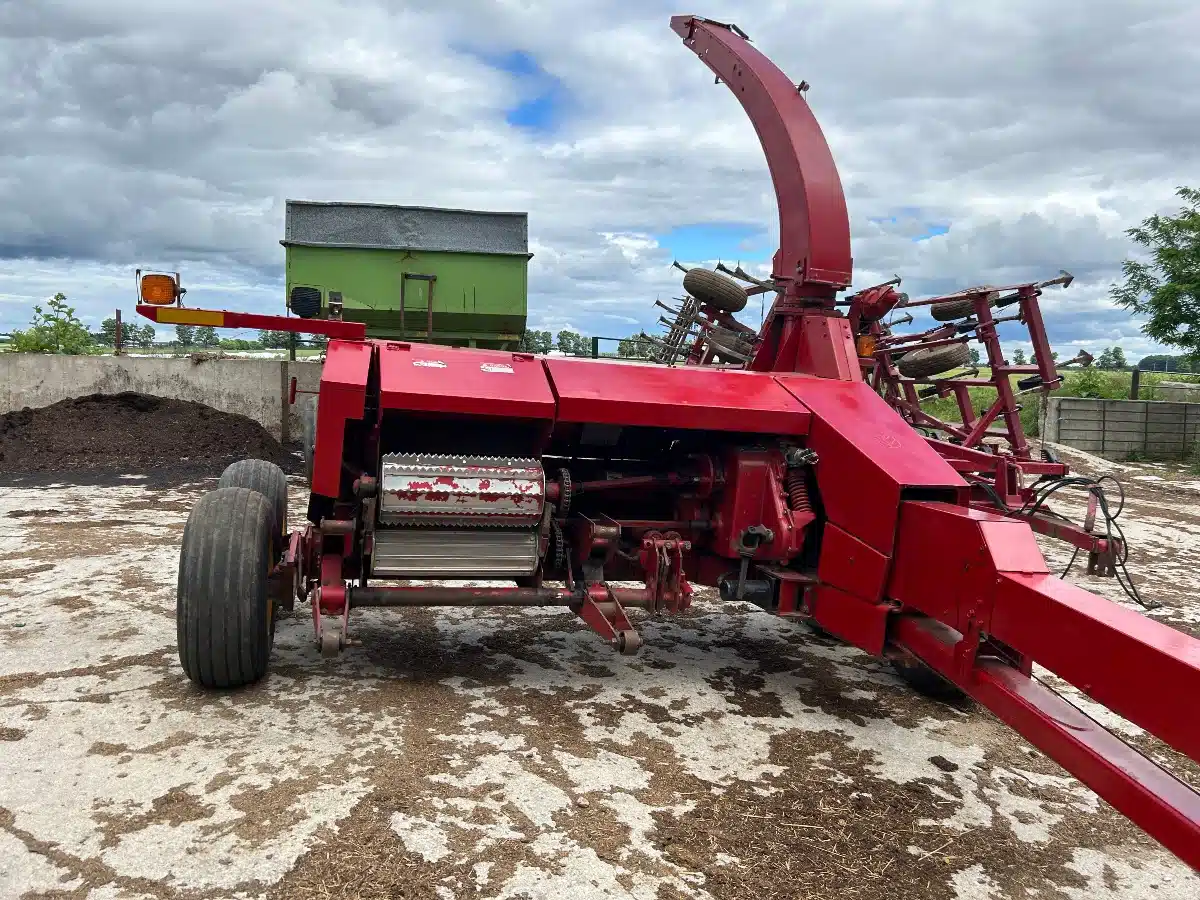 Gallery image 2 for 2007 New Holland FP240 Forage Harvester
