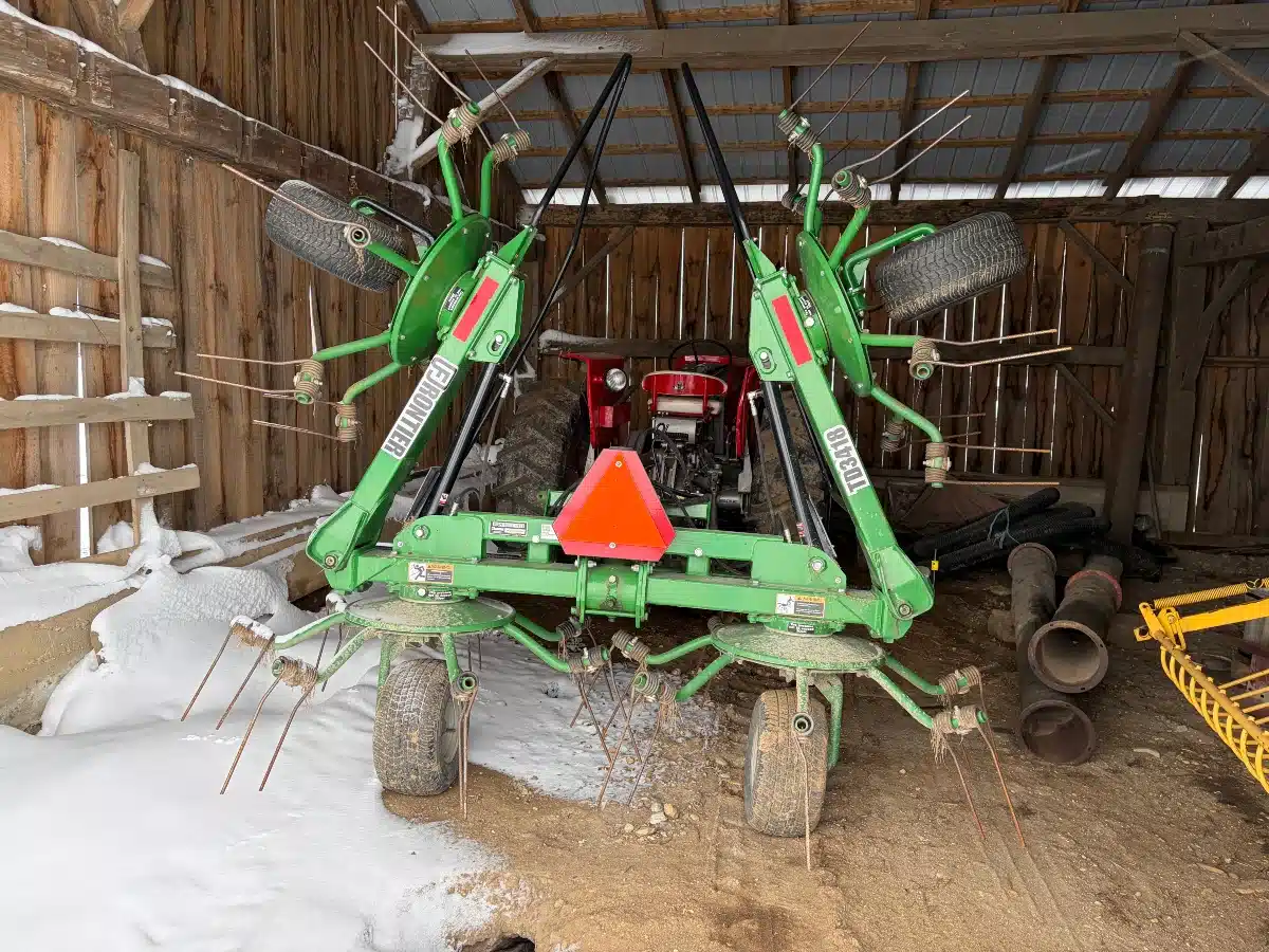 Gallery image 2 for Frontier TD3418 Tedder