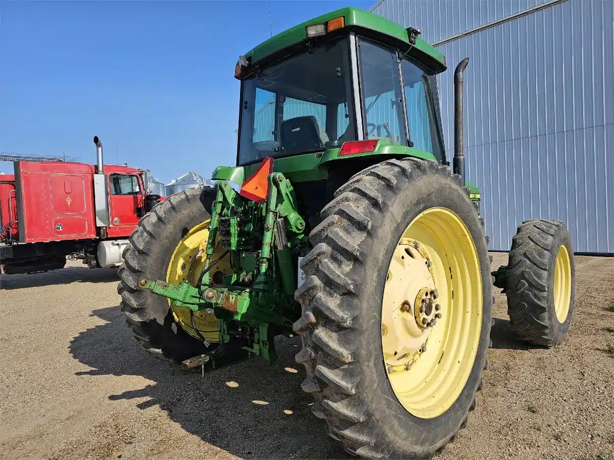 Gallery image 2 for Used 1999 John Deere 7410 Tractor