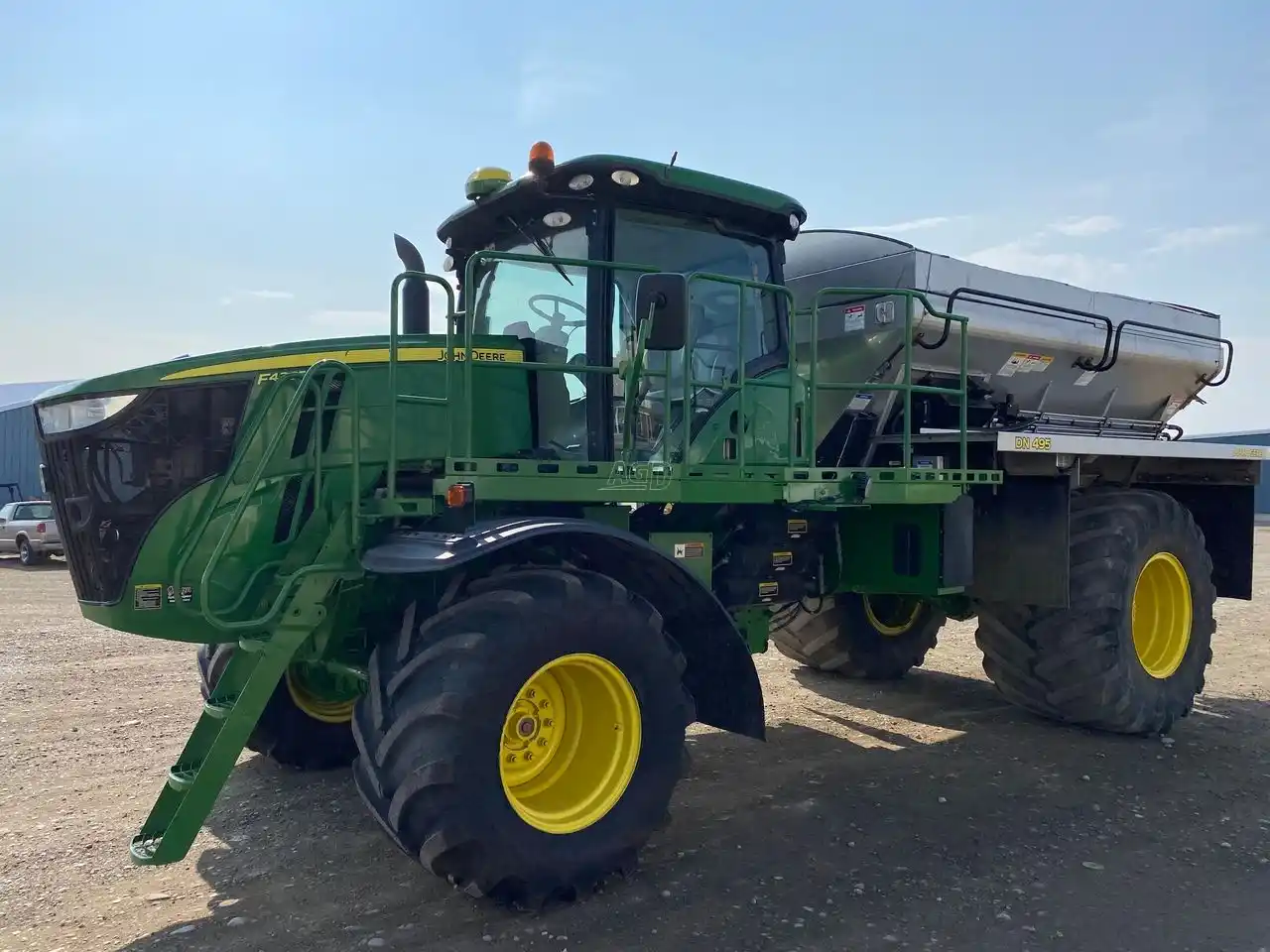 Gallery image 2 for Used 2017 John Deere F4365 Floater