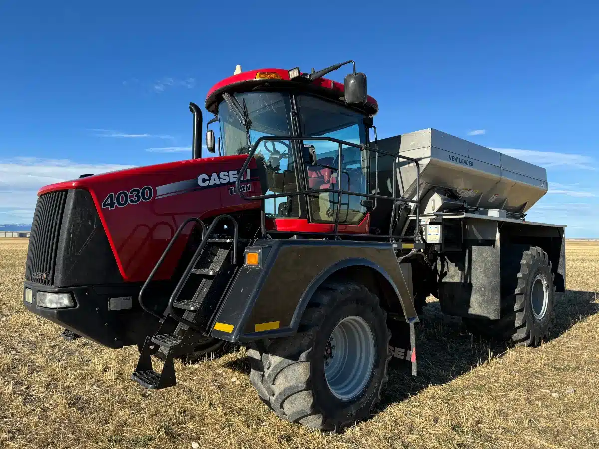 Gallery image 2 for Used 2015 Case IH TITAN 4030 Floater