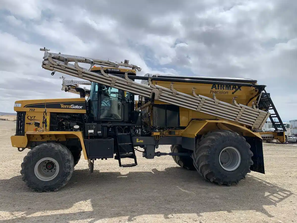 Gallery image 1 for Used 2016 TerraGator TG8400B Floater