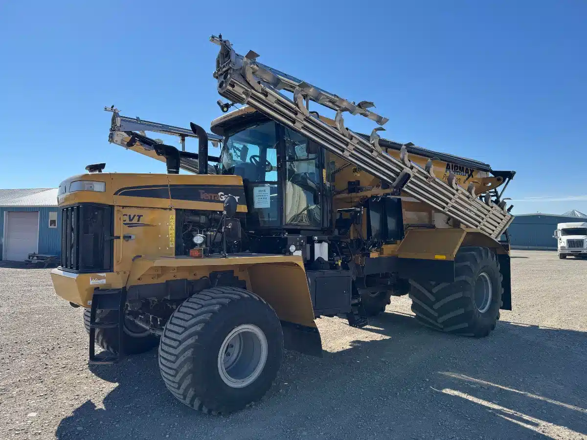Gallery image 2 for Used 2016 TerraGator TG8400B Floater