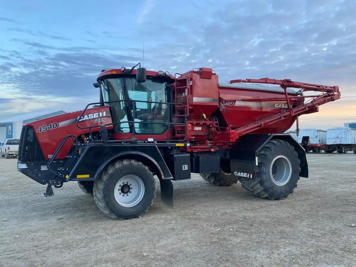 Used 2020 Case IH TITAN 4540 Floater
