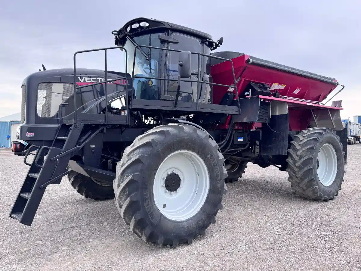 Gallery image 1 for 2014 RBR Enterprise Vector 300 Spreader - Fertilizer